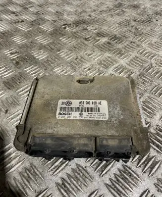 Volkswagen Golf IV Engine control unit/module 038906018AE 28SA3814