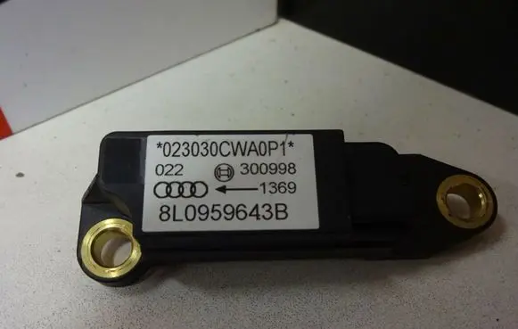 Audi A3 S3 8L Airbag deployment crash/impact sensor 8L0959643B