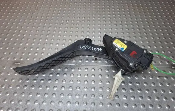 Audi Q7 4L Accelerator throttle pedal S26372656 7L0723507D