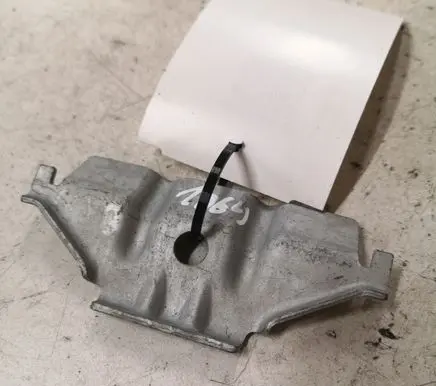 Battery bracket