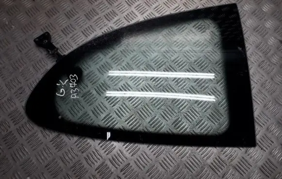 Peugeot 207 Rear side window