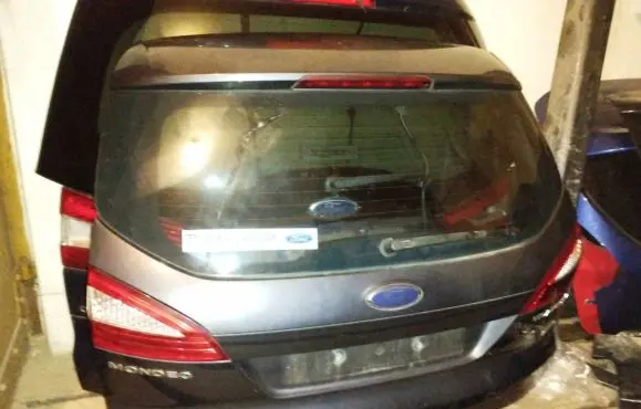 Ford Mondeo MK IV Truck tailgate 