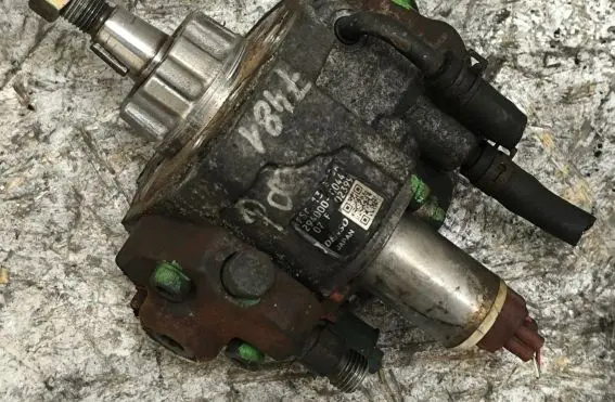 Mazda 6 Fuel injection high pressure pump