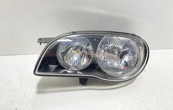Toyota Corolla E10 Headlight/headlamp 10077126
