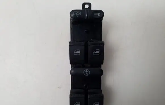 Volkswagen Golf IV Electric window control switch 1J4959857