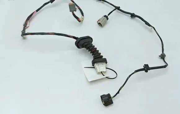 Chrysler 300 - 300C Rear door wiring loom 04607112AE E048897