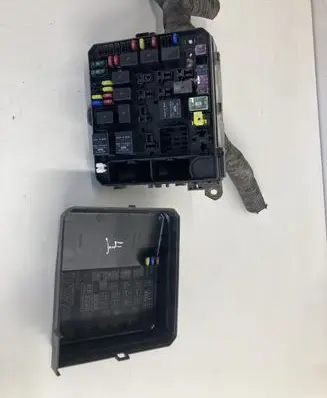 Citroen C-Crosser Fuse box set PR06101000 8565A024
