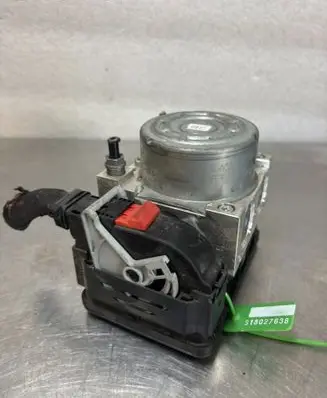 Volkswagen e-Golf Master brake cylinder