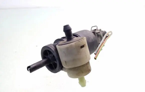 Volkswagen Caddy Windscreen/windshield washer pump