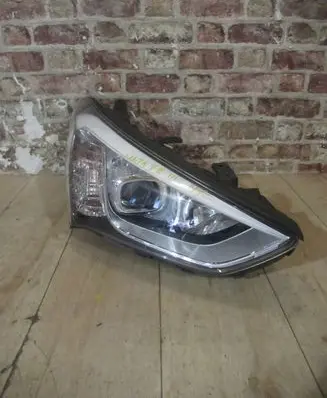 Hyundai Santa Fe Headlight/headlamp