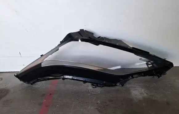Lexus RX 450H Headlight lense 48215