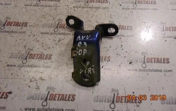 Toyota Avensis Verso Front door upper hinge
