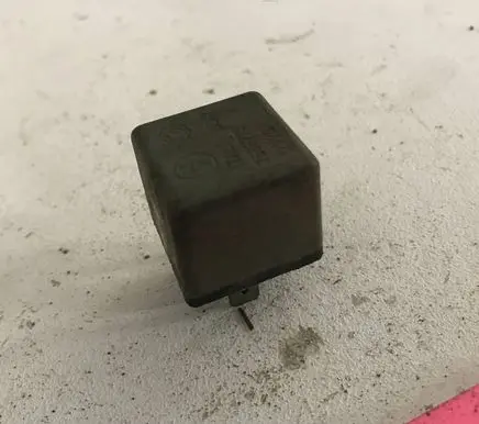 Fiat Punto (188) Other relay 7686773
