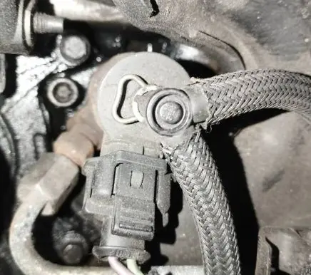 Citroen C4 I Fuel injector 0445110311