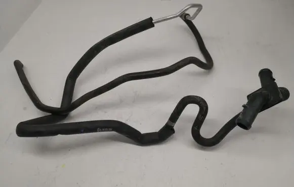 Mercedes-Benz GL X166 Engine coolant pipe/hose A1668304000