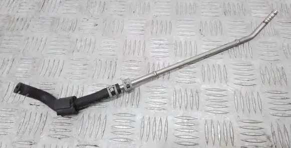 Volkswagen Jetta USA Fuel line pipe 04E133723FB