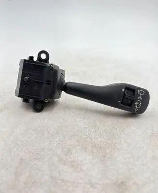BMW 3 E46 Wiper control stalk 8363664 61318363664