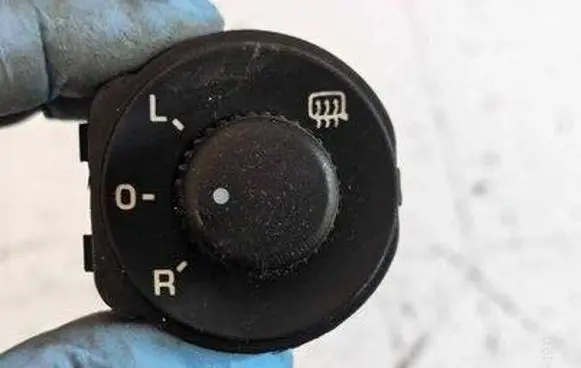 Skoda Octavia Mk2 (1Z) Wing mirror switch 1Z1959565A