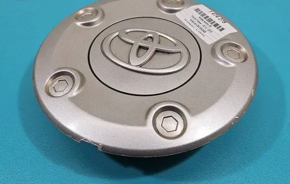 Toyota Proace R16 wheel hub/cap/trim 9806150077 IMPRK1474278