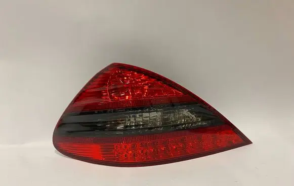 Mercedes-Benz SL R230 Rear/tail lights A2308201564
