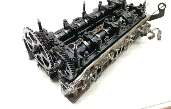Honda CR-V Engine head 