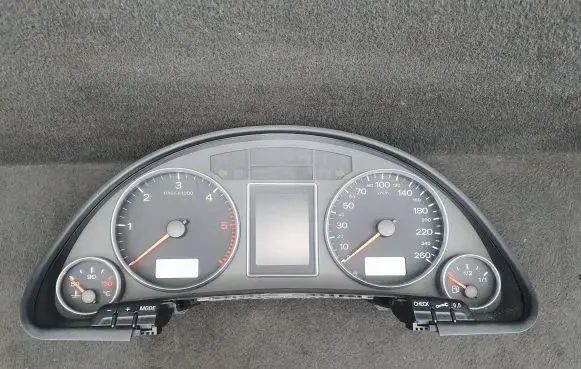 Audi A4 S4 B7 8E 8H Speedometer (instrument cluster) 8E0920931L 0263626191 RB8