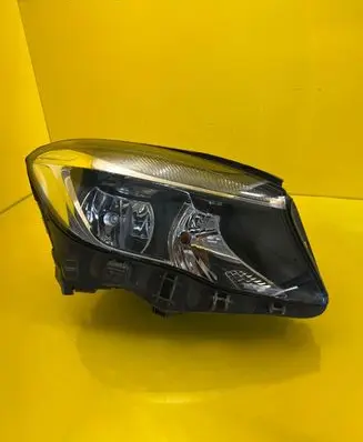 Mercedes-Benz GLA W156 Headlight/headlamp A1569061200