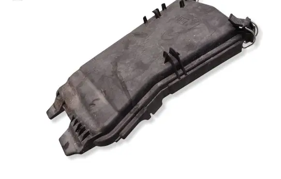Mercedes-Benz E W212 Fuse box cover A2125400082