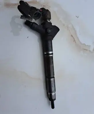 Toyota Avensis T250 Fuel injector 236700R040 31H11146