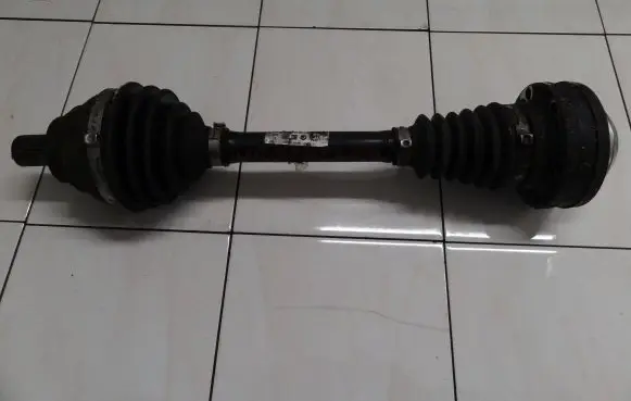 Seat Leon (1P) Front driveshaft