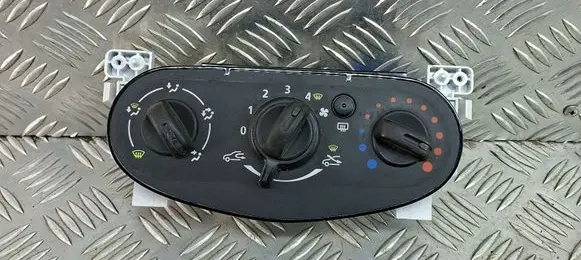 Dacia Logan I Climate control unit 