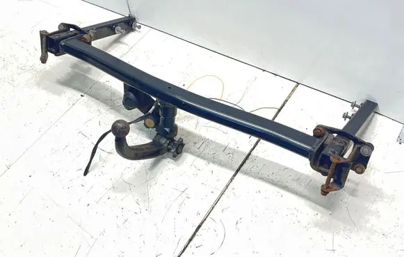 Mercedes-Benz E W211 Tow bar set 313195