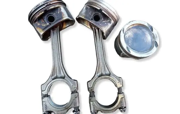 Volkswagen Polo V 6R Piston with connecting rod 0000