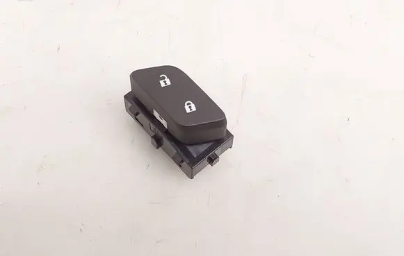 Opel Astra K Central locking switch button 13437277