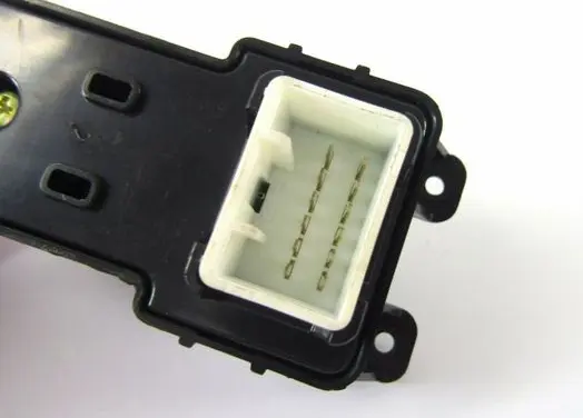 Hyundai Tucson TL Electric window control switch 3C15201310
