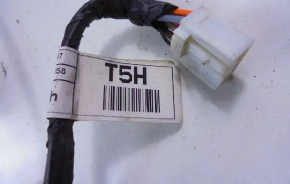 Hyundai i30 Front door wiring loom 91660-2R081