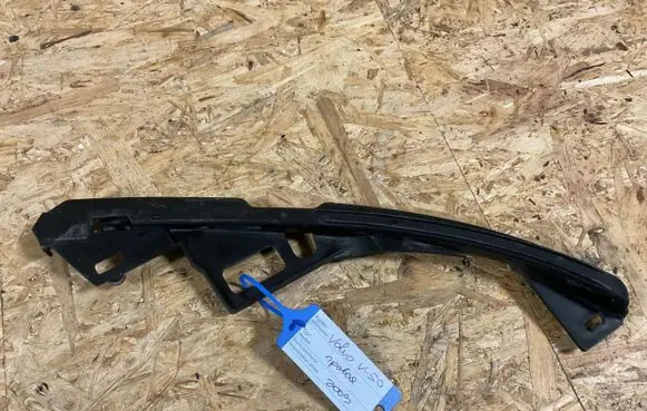 Volvo V50 Front bumper mounting bracket 30744957