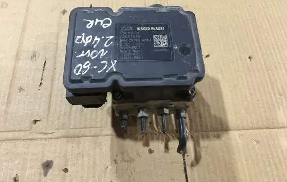 Volvo XC60 ABS Pump 30681619