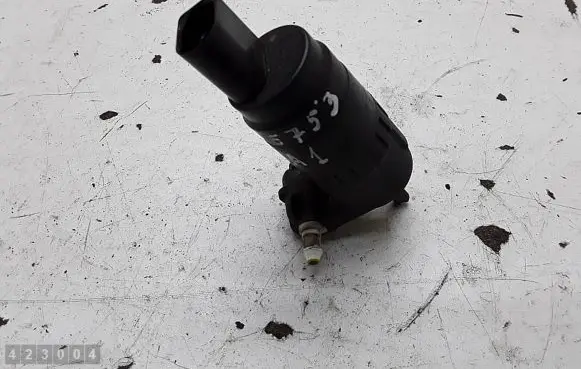 Audi A1 Windscreen/windshield washer pump 1K6955651