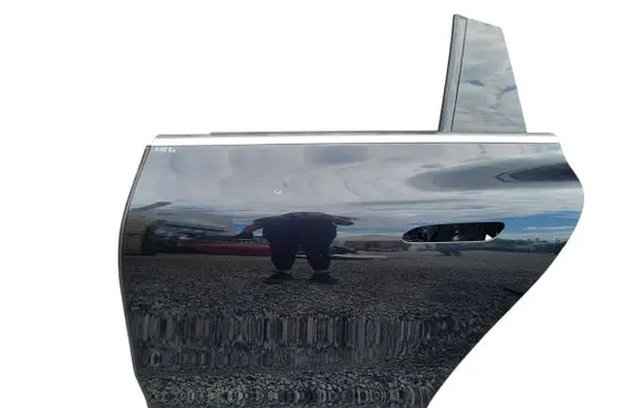 Mercedes-Benz EQE v295 Rear door
