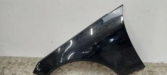 Mercedes-Benz E C207 W207 Fender 