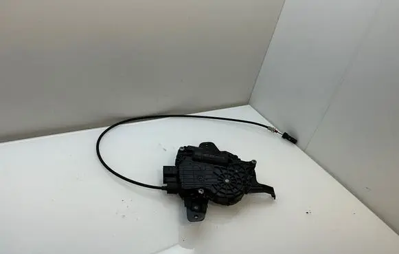 BMW 5 GT F07 Rear door soft close latching motor 4132310200