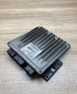 Nissan Almera N16 Engine control unit/module ECU 8200334540 8200374392