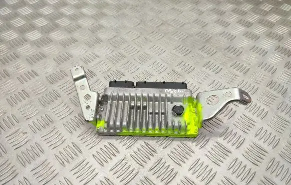 Toyota Yaris Engine control unit/module 896610D090