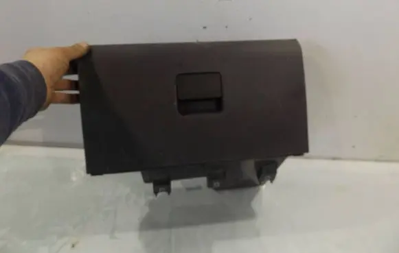 Volkswagen Fox Glove box 5Z0857097
