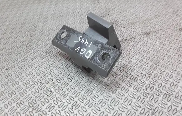 BMW 5 E60 E61 Rear door upper hinge 7068088