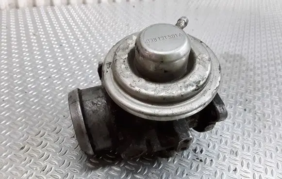 Skoda Octavia Mk1 (1U) EGR valve 038131501A