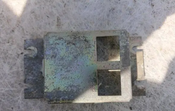 Jaguar XJ X40 Relay mounting block 