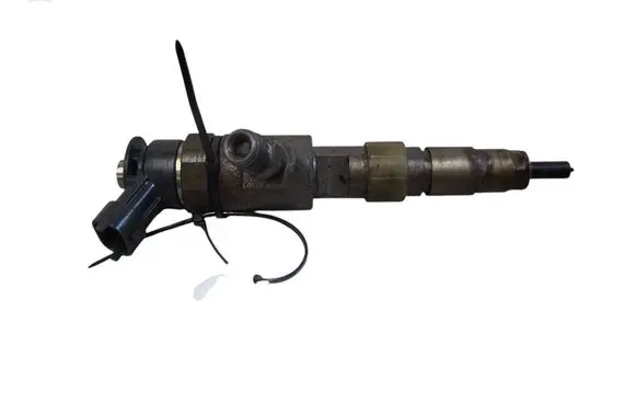 Fuel injector