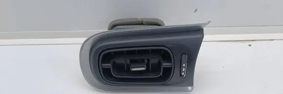 Citroen C3 Dashboard side air vent grill/cover trim 9812400977 98159 130619